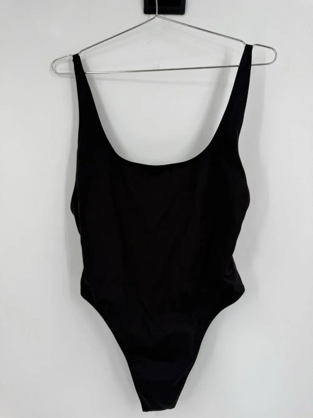 Skims Scoop Neck One Piece Swimsuit Black Onyx Size XL